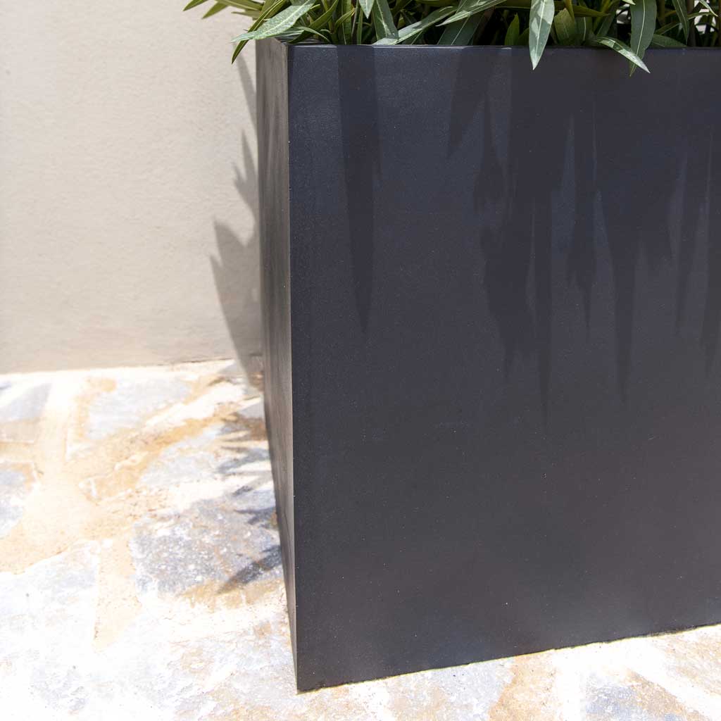 Block Natural Planter - Black & Edge