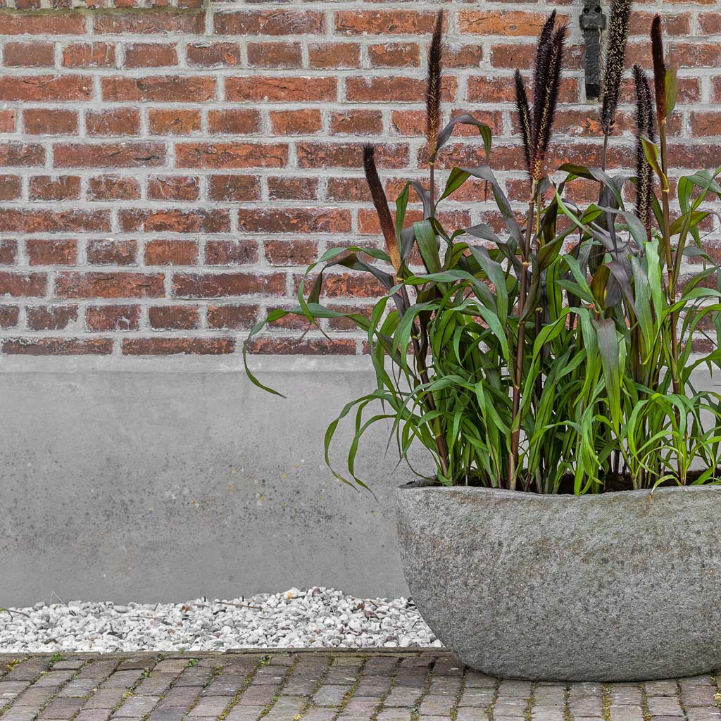 Hunter Mountain Planter - Granite Grey On Footpath