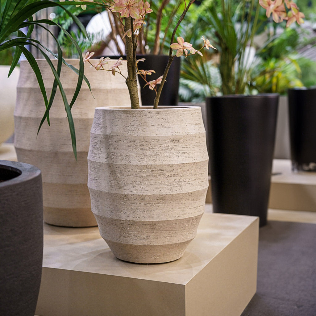 Bordo Tall Balloon Planter - Sand Close Up