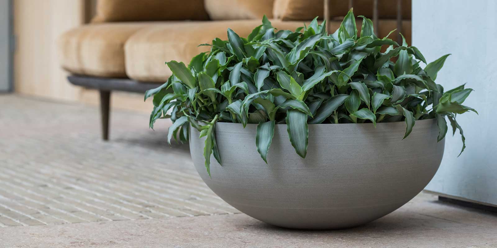 Morgana Refined Planter Clouded Grey