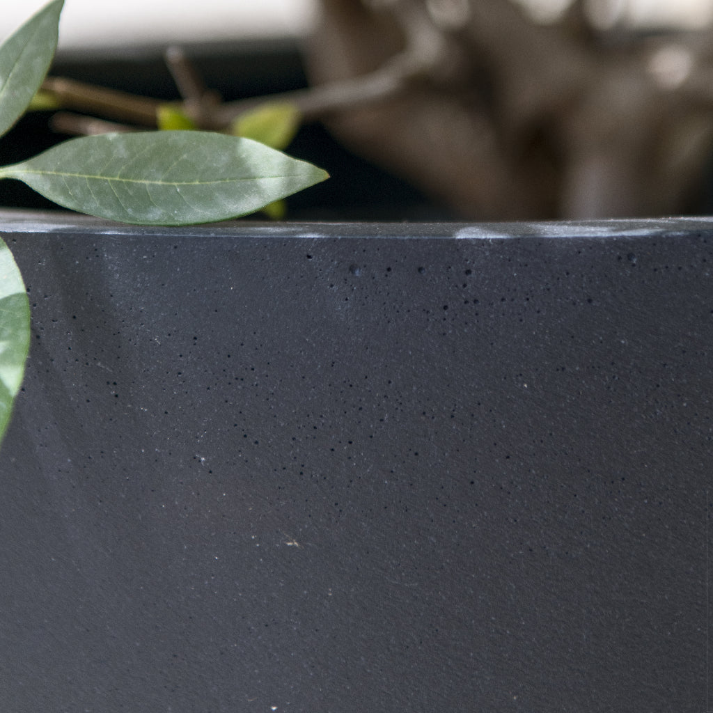 Bucket Natural Planter - Black Rim