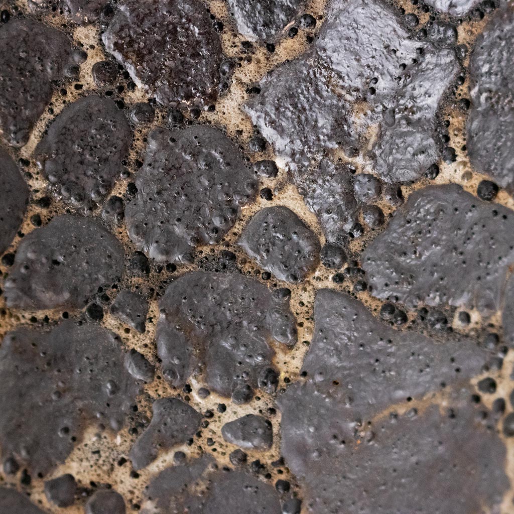 Lava Black Swatch
