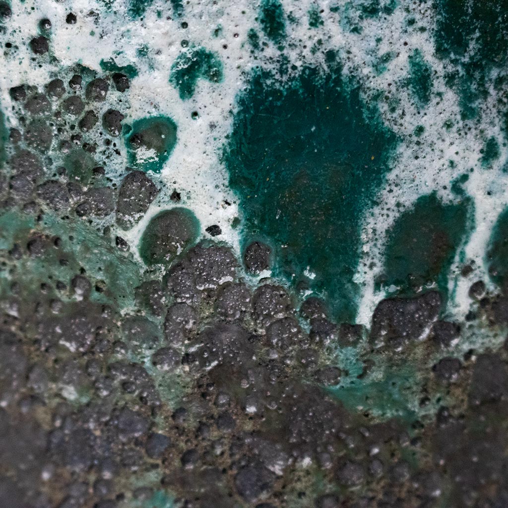 Lava Bowl Relic Planter - Jade Swatch
